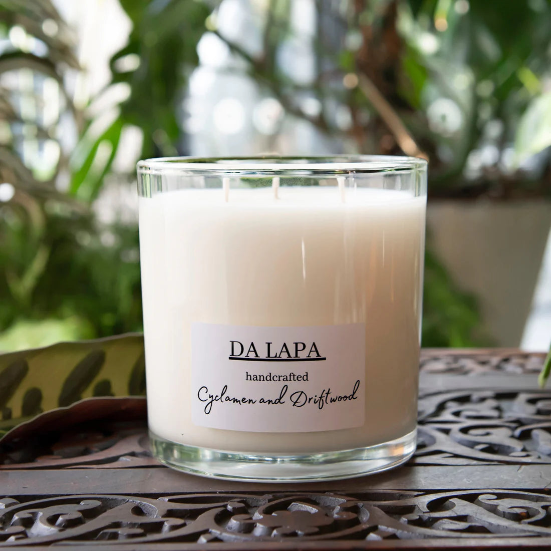 cyclamen and driftwood 700mg 3 wick Candle